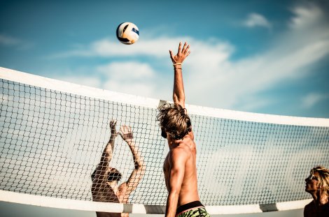 Die Szene ist vielfältig – vom Männerchor bis zum Sportverein, für jeden ist etwas dabei! © iStock / skynesher Die Szene ist vielfältig – vom Männerchor bis zum Sportverein, für jeden ist etwas dabei! © iStock / skynesher