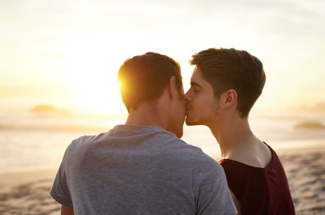 Schmetterlinge im Bauch. Wer denkt da noch gerne an HIV? © iStock / Goodboy Picture Company Schmetterlinge im Bauch. Wer denkt da noch gerne an HIV? © iStock / Goodboy Picture Company