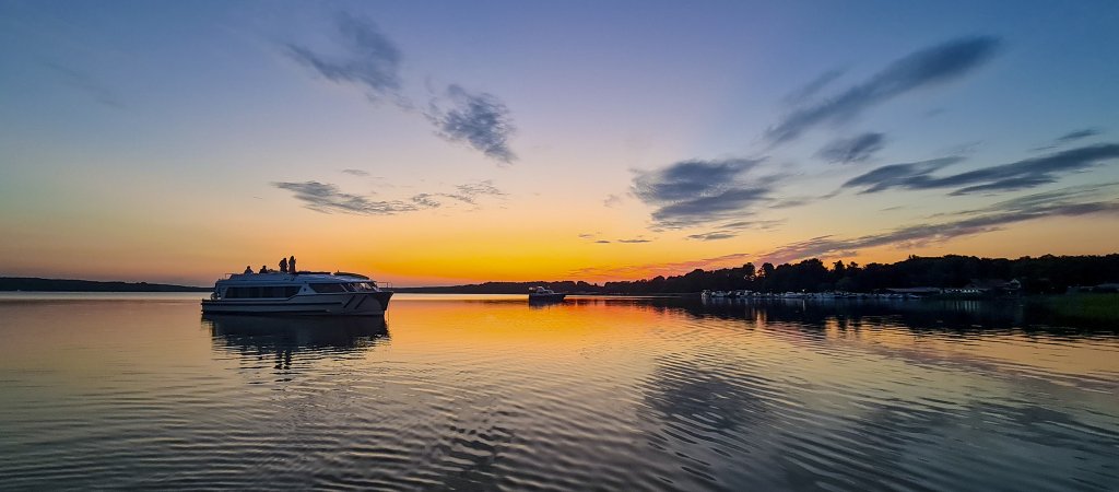Mit der Lieblings-Crew aufs Hausboot