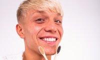 Mit schönen Zähnen zum Pride